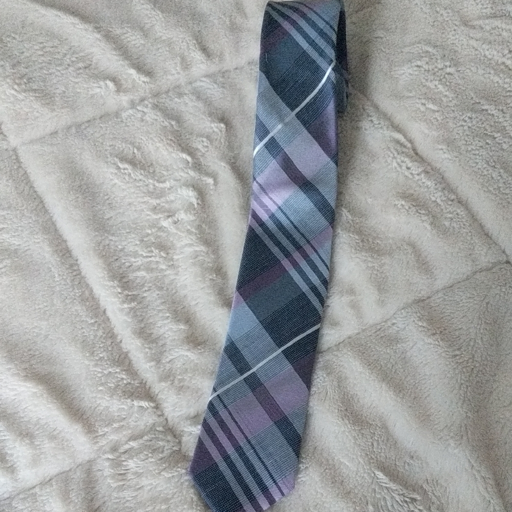 NWT RW&CO. Plaid Tie -Silk Purple and Black